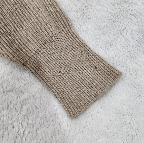 Zara Sweater - Picture 6 of 6
